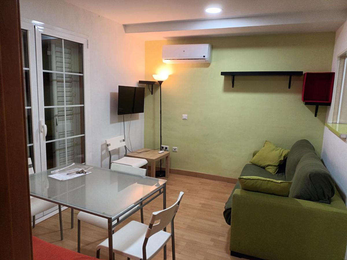 Apartamentos Bahia De Huelin Малага Екстериор снимка