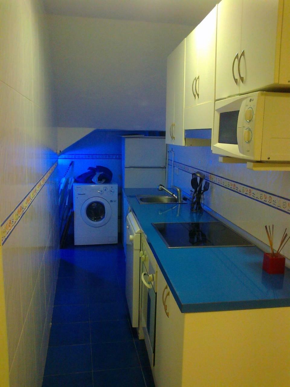 Apartamentos Bahia De Huelin Малага Екстериор снимка